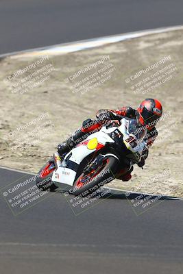 media/Sep-07-2025-CRA (Sun) [[6d6582c22b]]/Race 4/